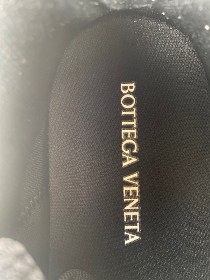 BOTTEGA VENETA 741357 V2X40 1000