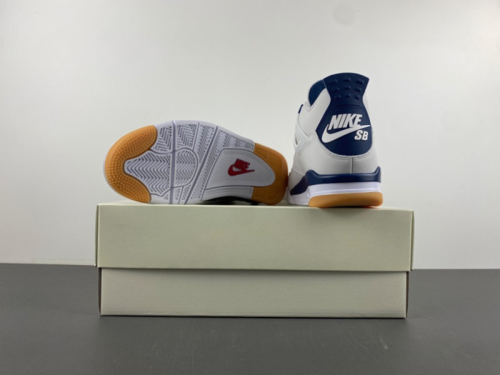 Nike SB x Air Jordan 4 “Navy” 2025 DR5415-100