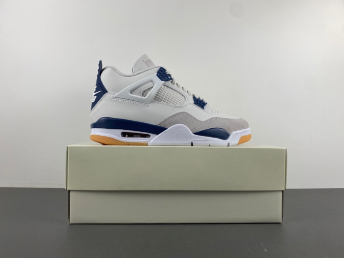 Nike SB x Air Jordan 4 “Navy” 2025 DR5415-100