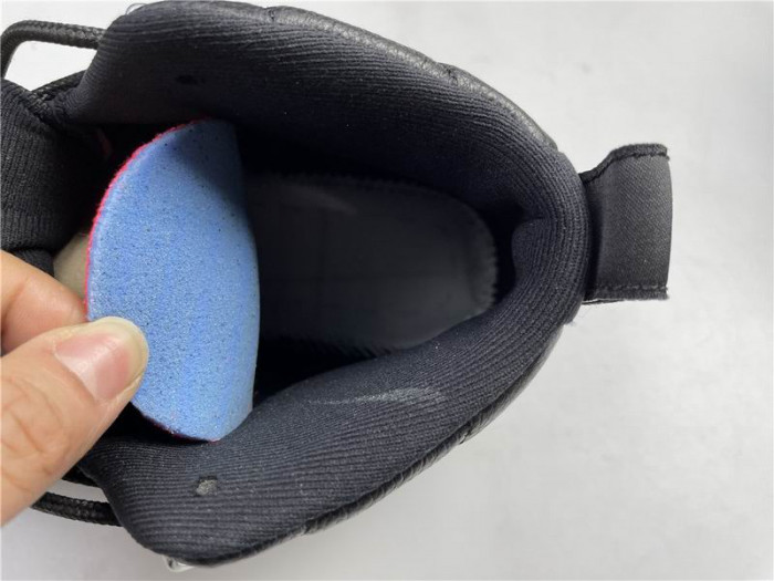 Air Jordan 12 “Utility Black” DC1062-006