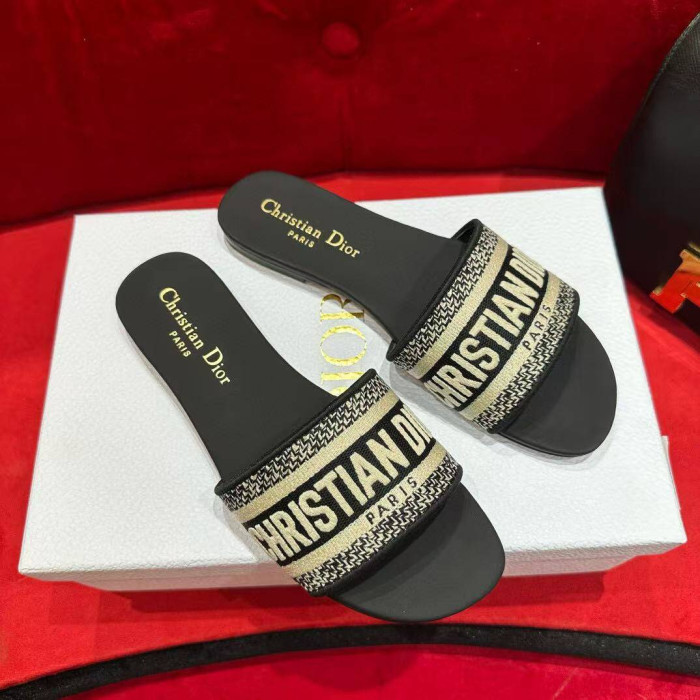 DIOR SLIPPERS