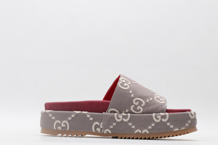 GUCC SLIPPERS
