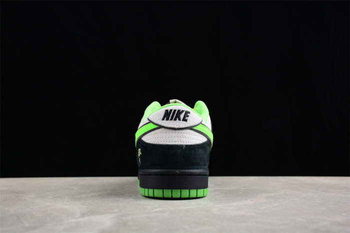 The Powerpuff Girls x Nk SB Dunk Low GP5532-063